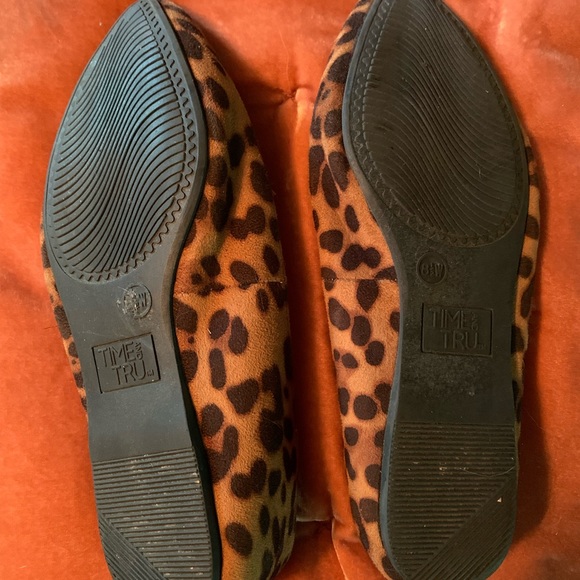 Leopard flats - Picture 2 of 2